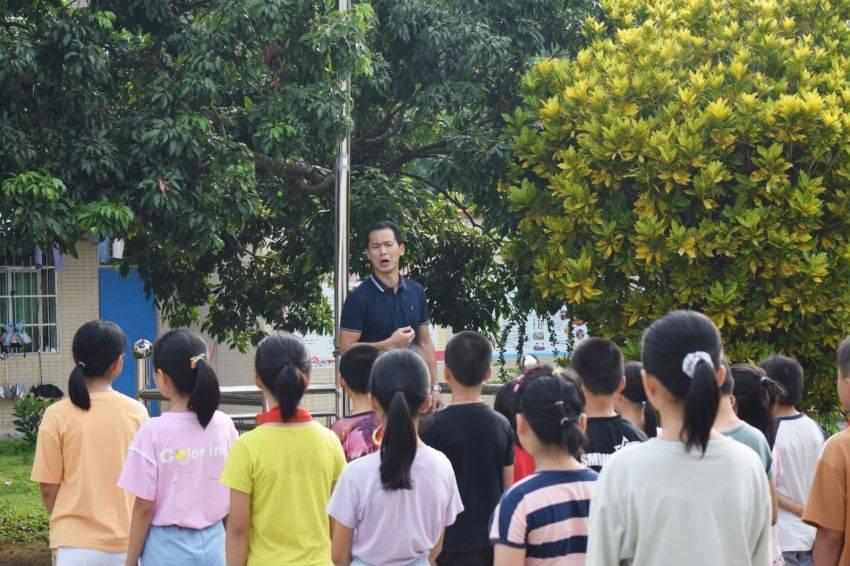 下雨天和相亲对象在哪里见面彼此都会很舒服?- 专业有问必答平台